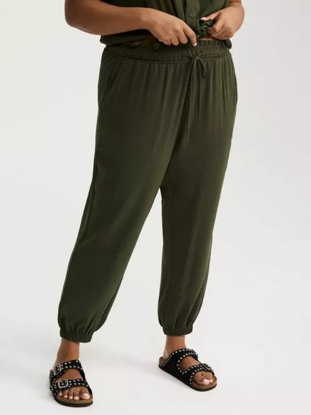 Torrid Olive Green Gauze Jogger Pants Size 3 High Rise Boho Pull On